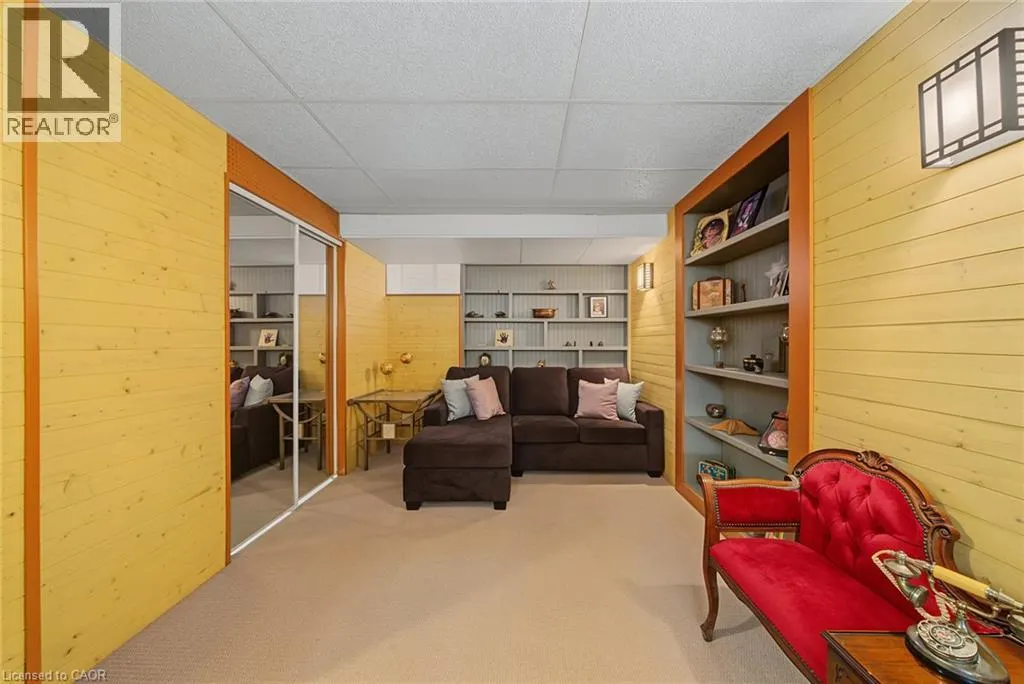 3913 PRIMROSE Lane