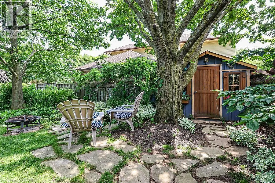 4542 IVY GARDENS Crescent