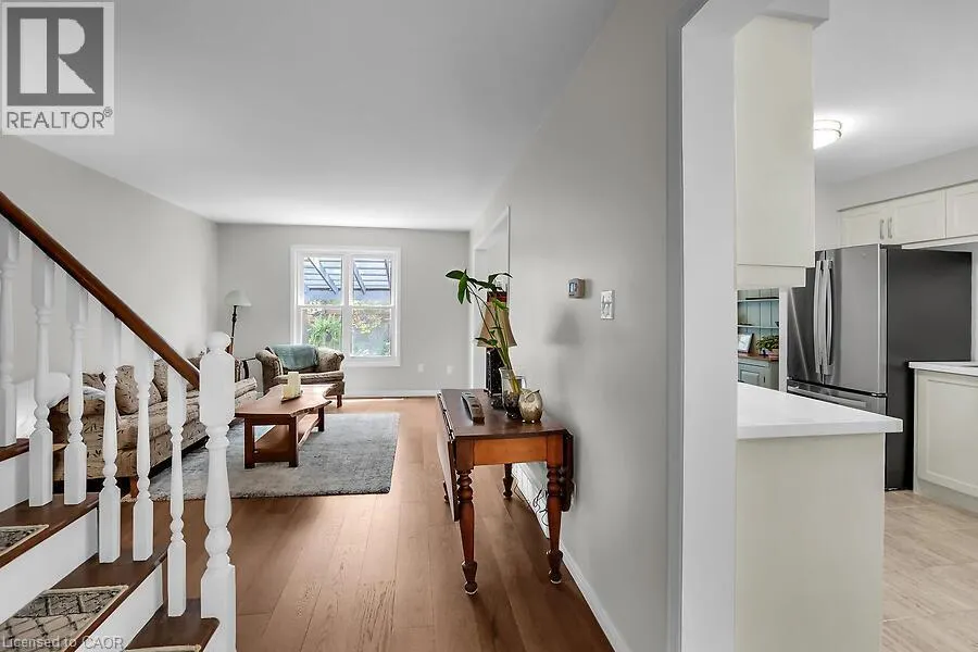 4542 IVY GARDENS Crescent