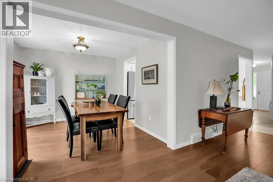 4542 IVY GARDENS Crescent