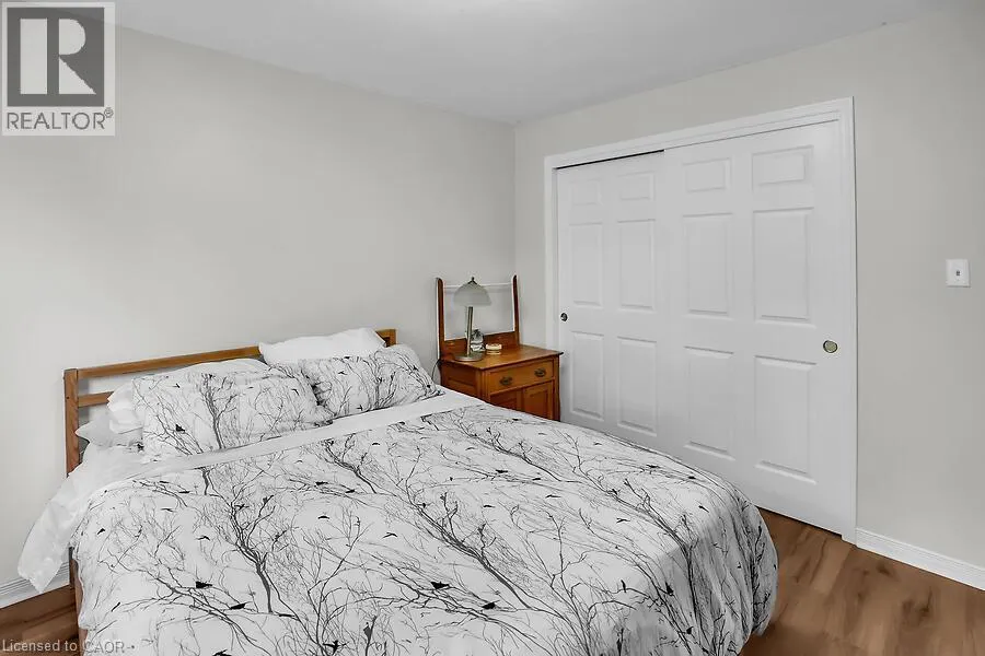 4542 IVY GARDENS Crescent