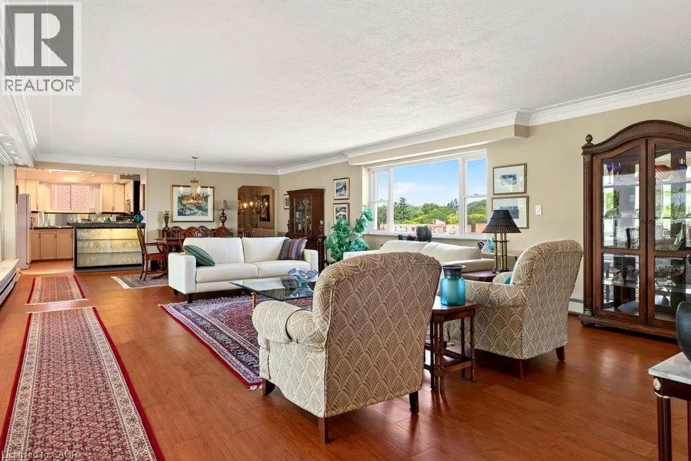9 GRANT Boulevard Unit# 602 #602