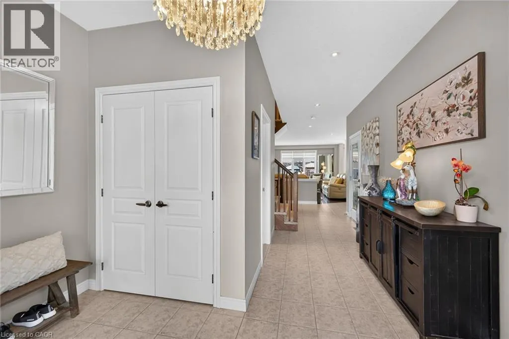 68 GARINGER Crescent
