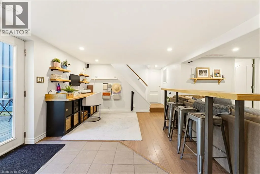 1131 OLD GOVERNOR'S Road