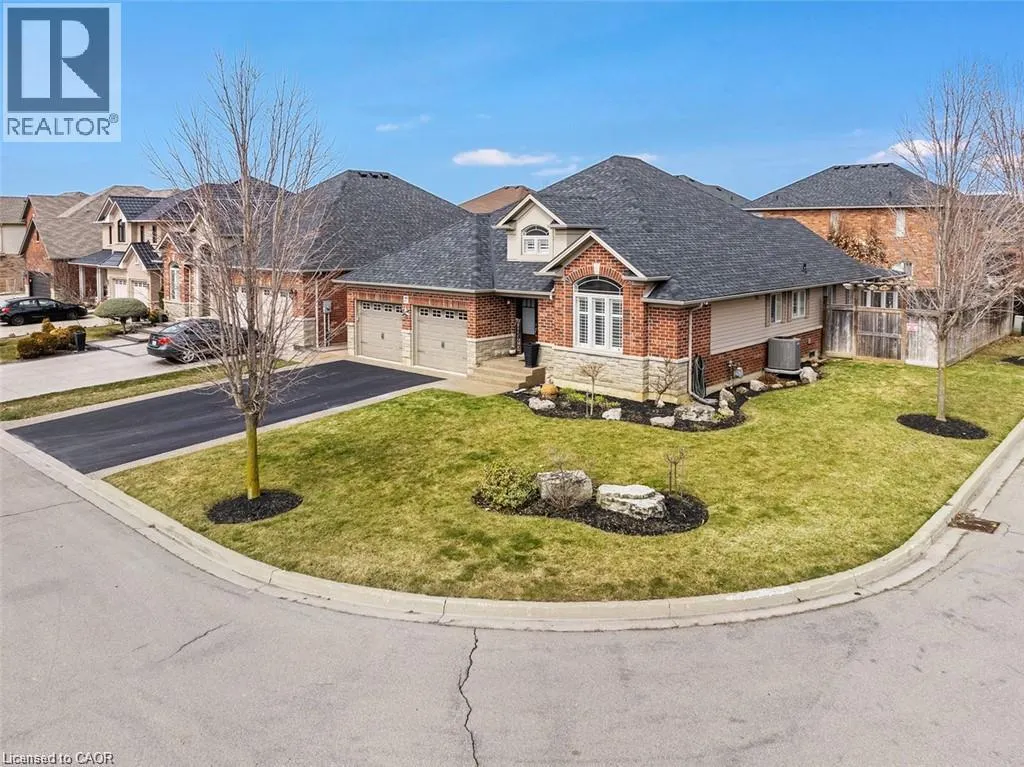 27 CARVER Drive