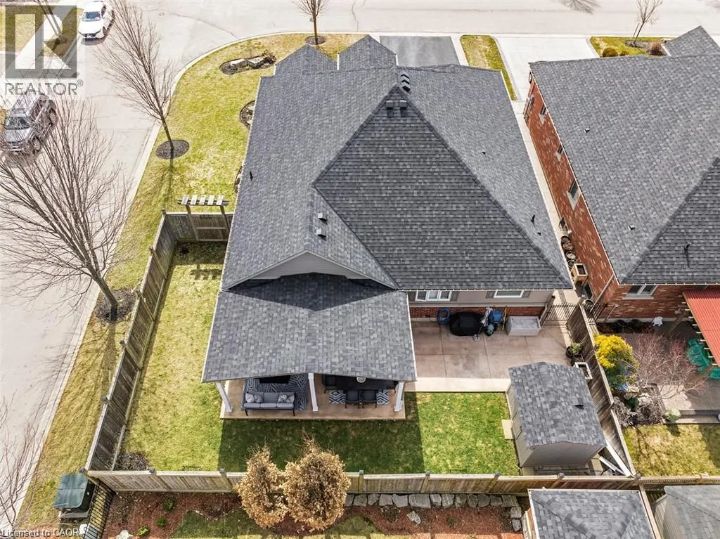 27 CARVER Drive