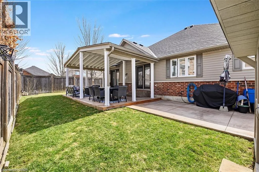 27 CARVER Drive