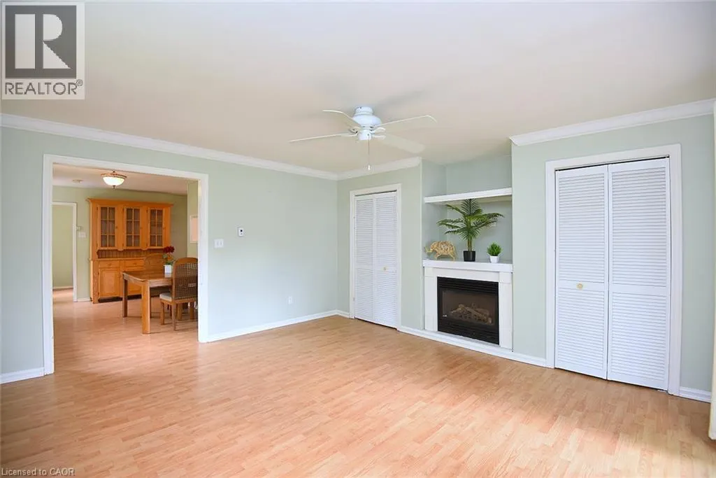 340 KING Street W