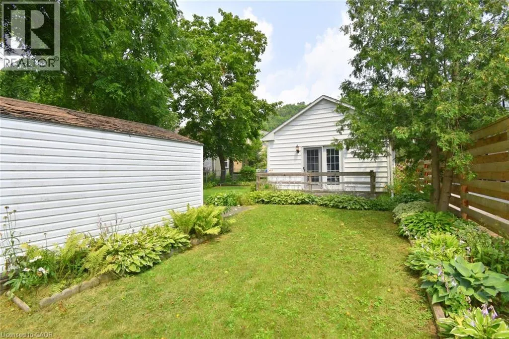 340 KING Street W
