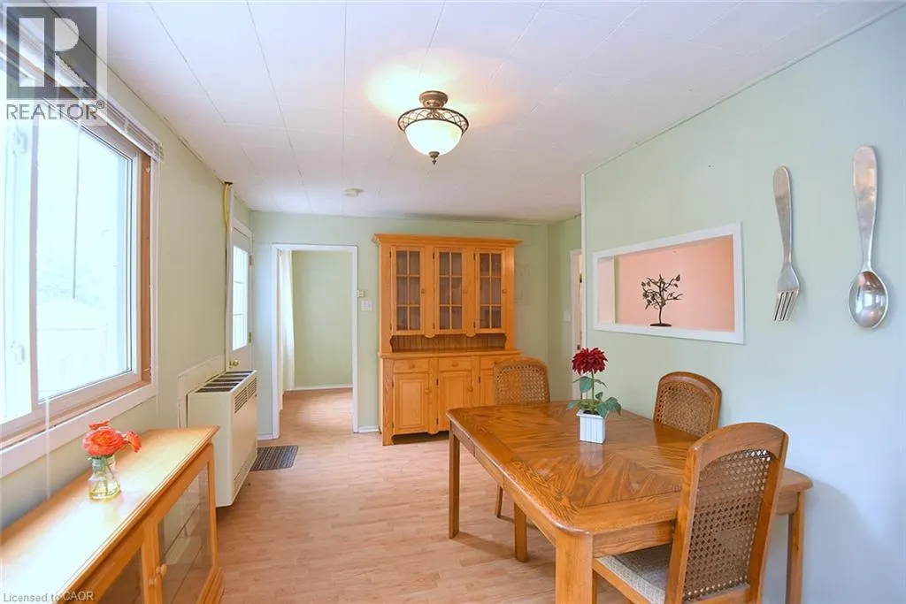 340 KING Street W