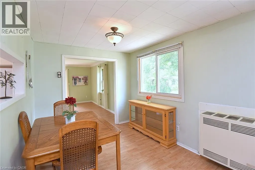 340 KING Street W