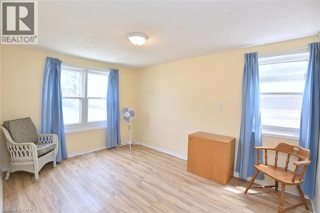 340 KING Street W