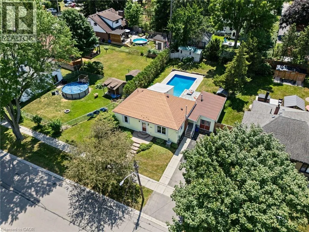 411 ST ANDREW Street