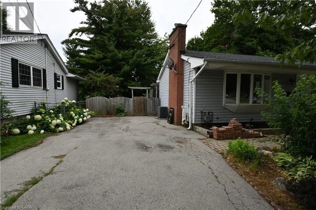 15 MILLER Drive