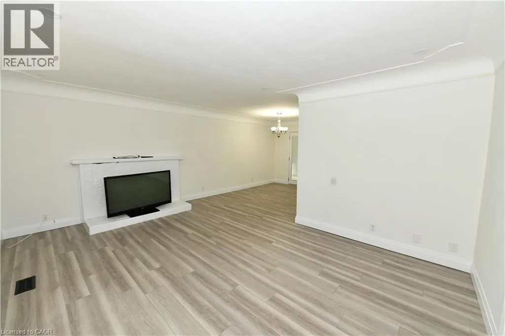 15 MILLER Drive
