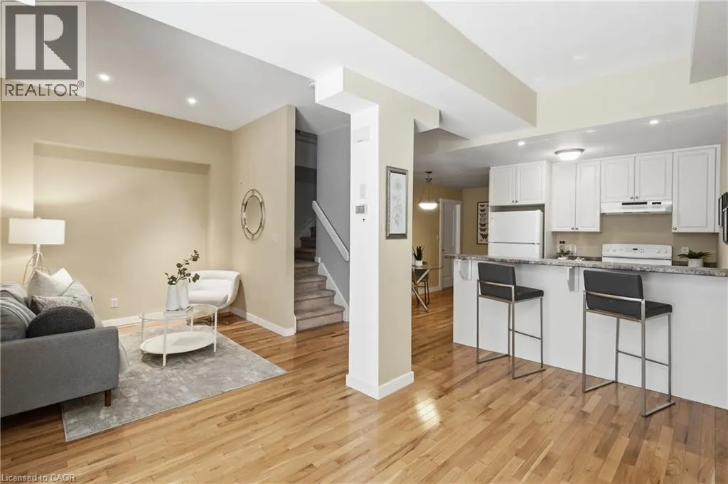 49 ONTARIO Street Unit# 7 #7