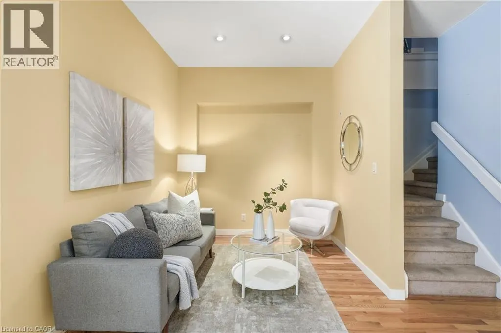49 ONTARIO Street Unit# 7 #7