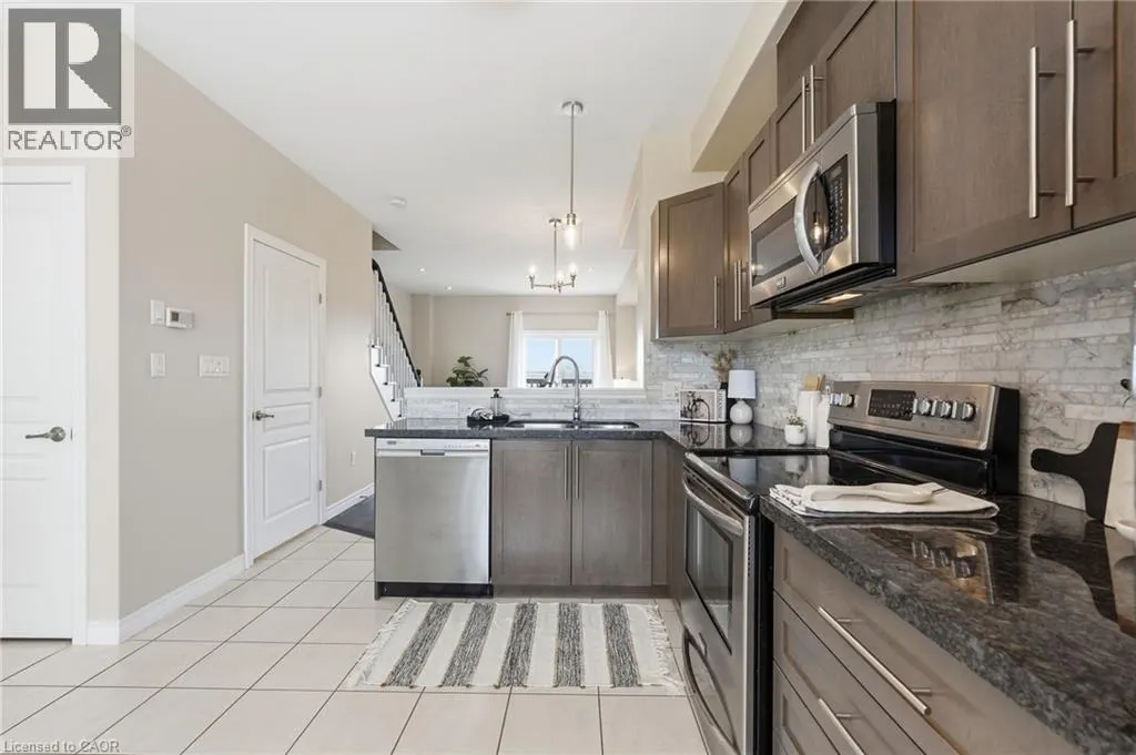 31 EDENROCK Drive