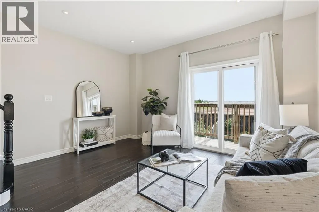 31 EDENROCK Drive