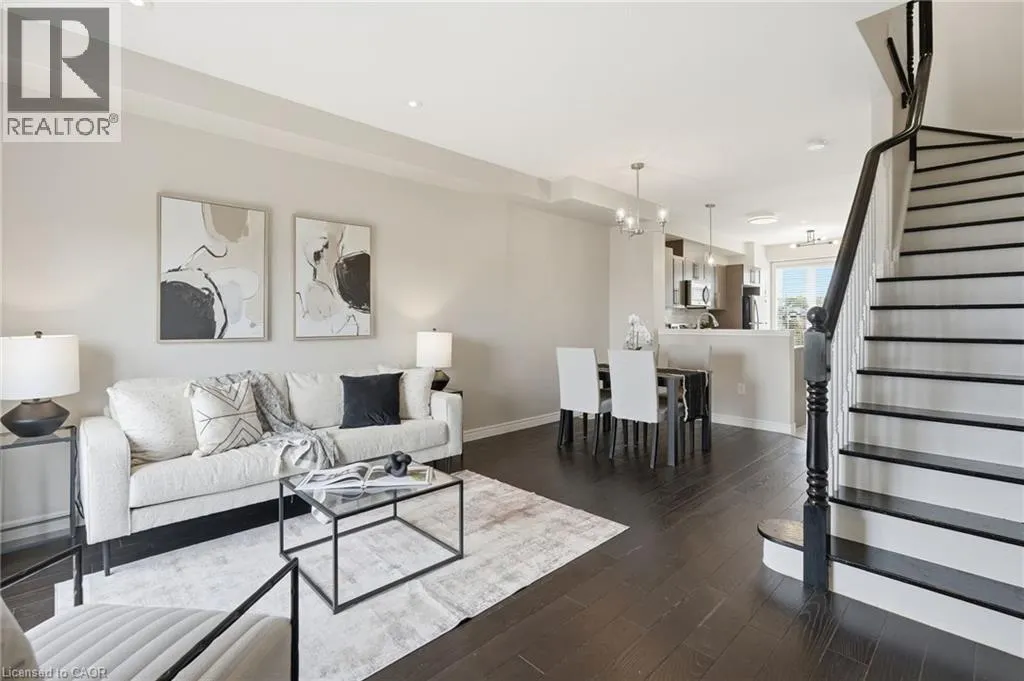 31 EDENROCK Drive