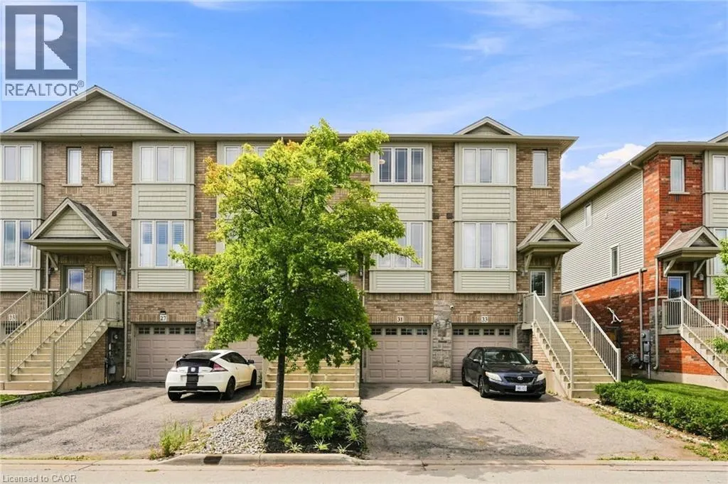 31 EDENROCK Drive
