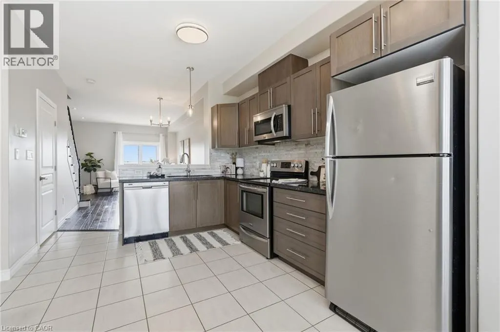 31 EDENROCK Drive