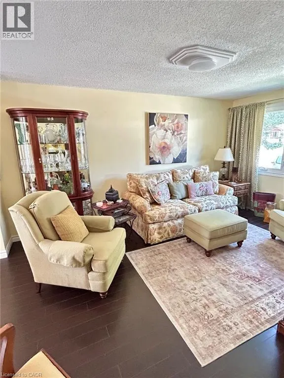 202 RICHARDSON Drive Unit# 29 #29