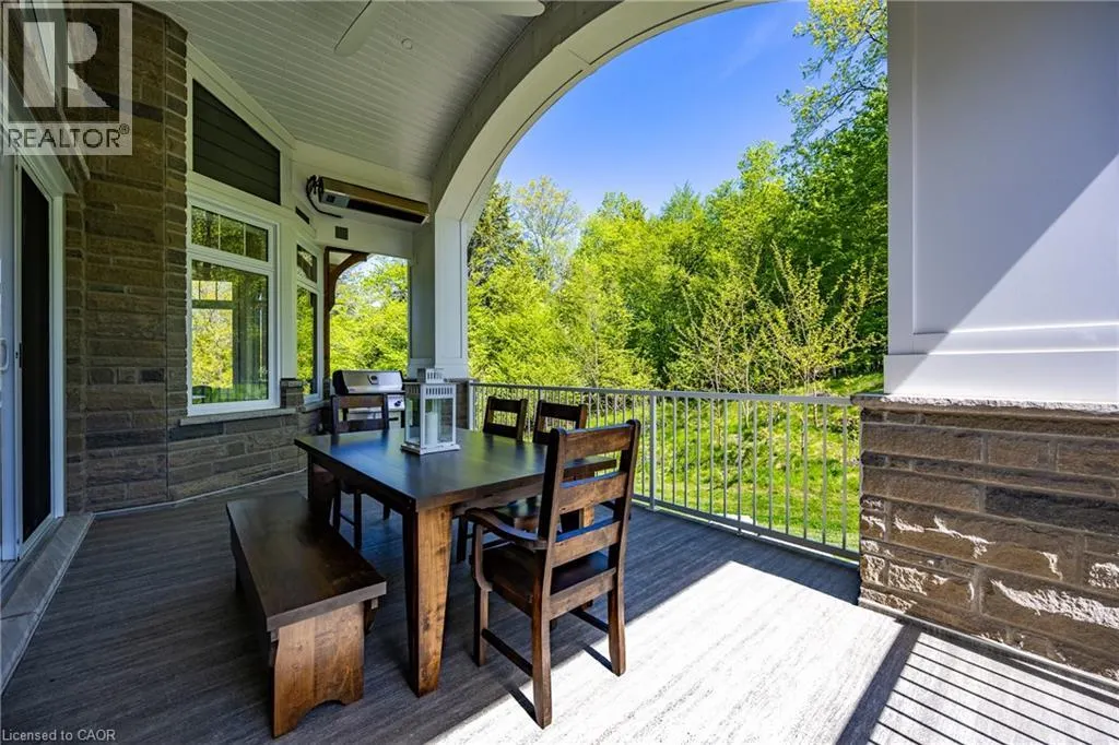 83 BEECHNUT Lane