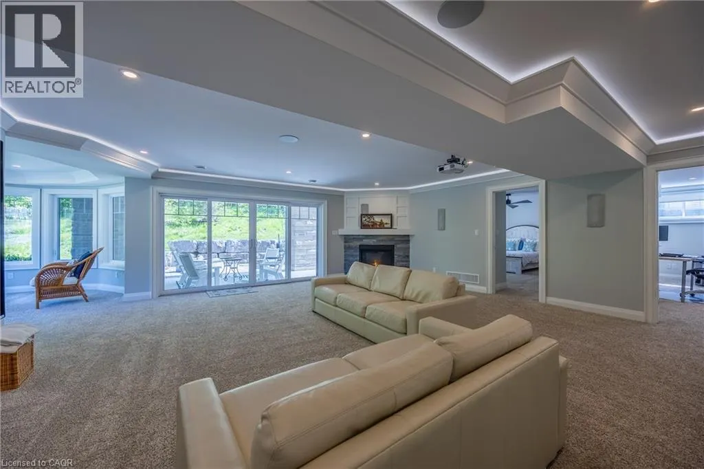 83 BEECHNUT Lane