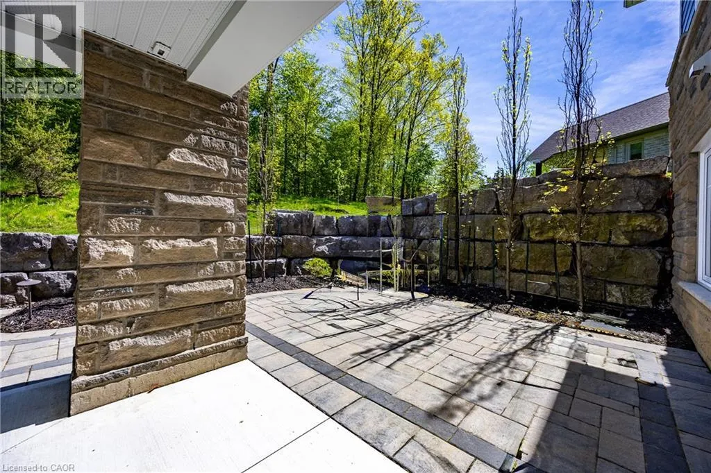83 BEECHNUT Lane