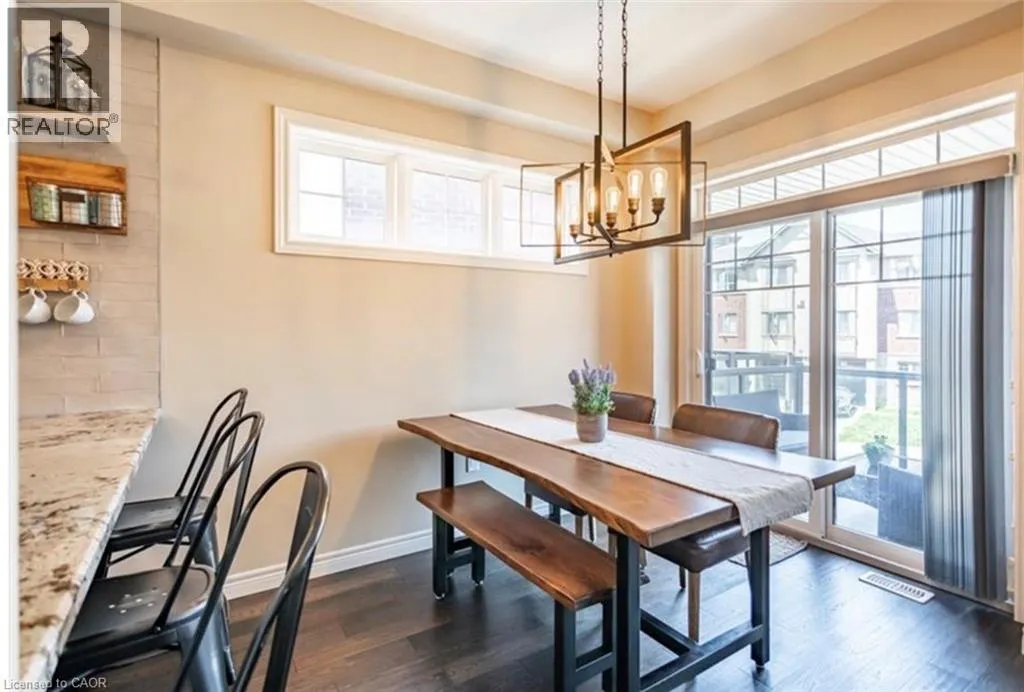 10 EGLESTON Lane