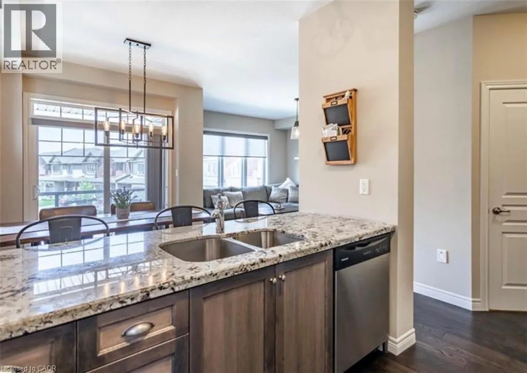 10 EGLESTON Lane