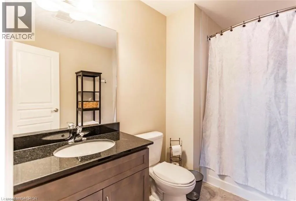 10 EGLESTON Lane