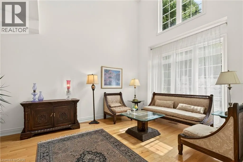215 BURLOAK Drive