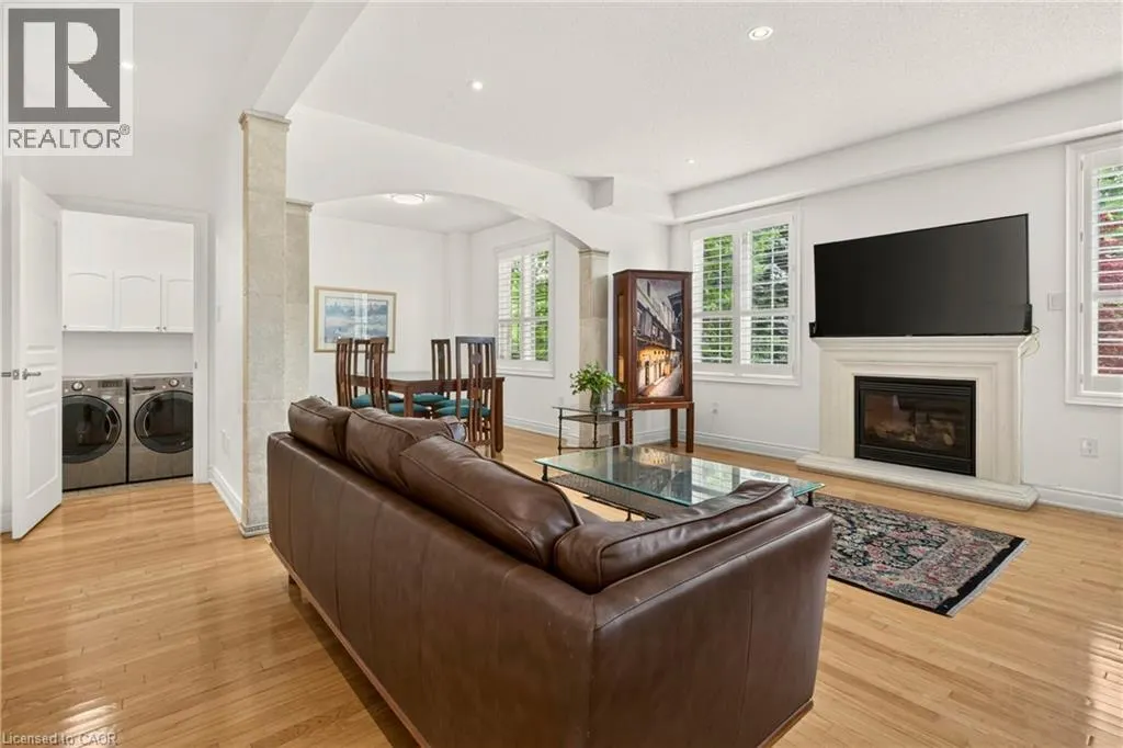215 BURLOAK Drive