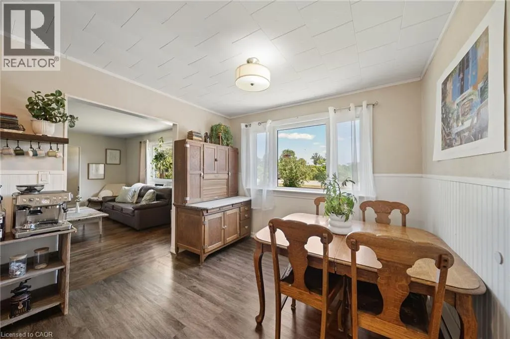 3 BOUSFIELD Lane