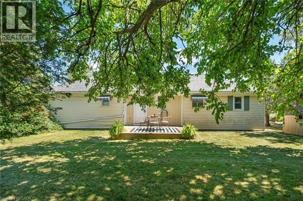 3 BOUSFIELD Lane