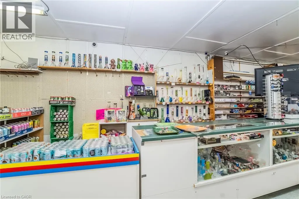 62 KING Street