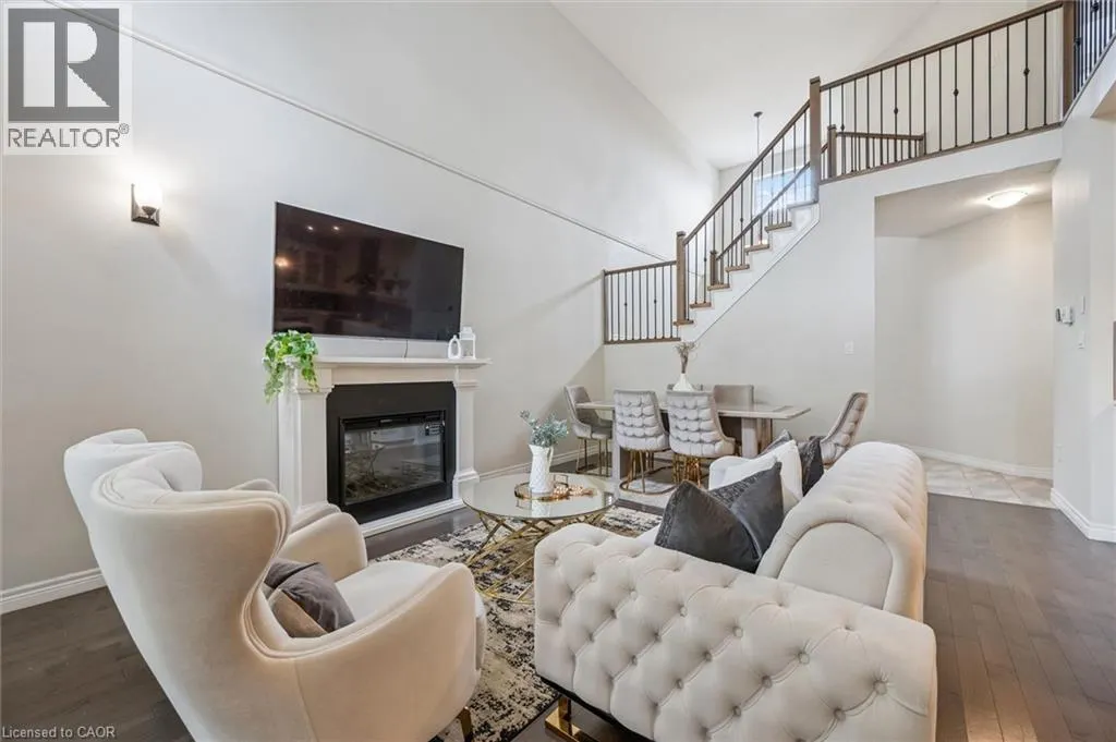 254 GOSLING GARDENS Unit# 12 #12