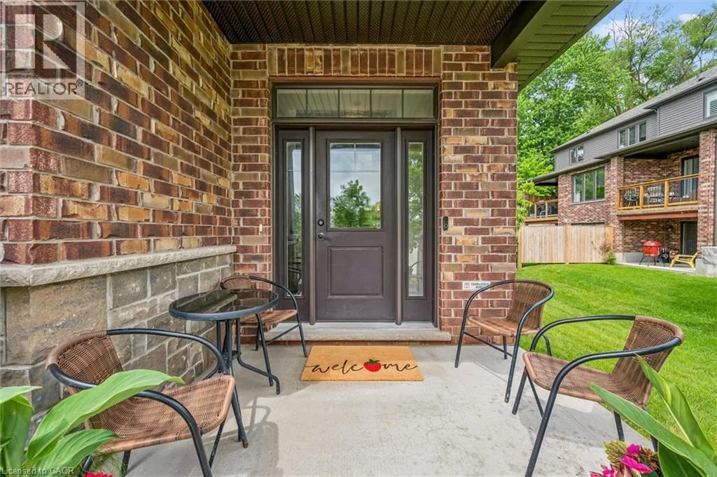 254 GOSLING GARDENS Unit# 12 #12