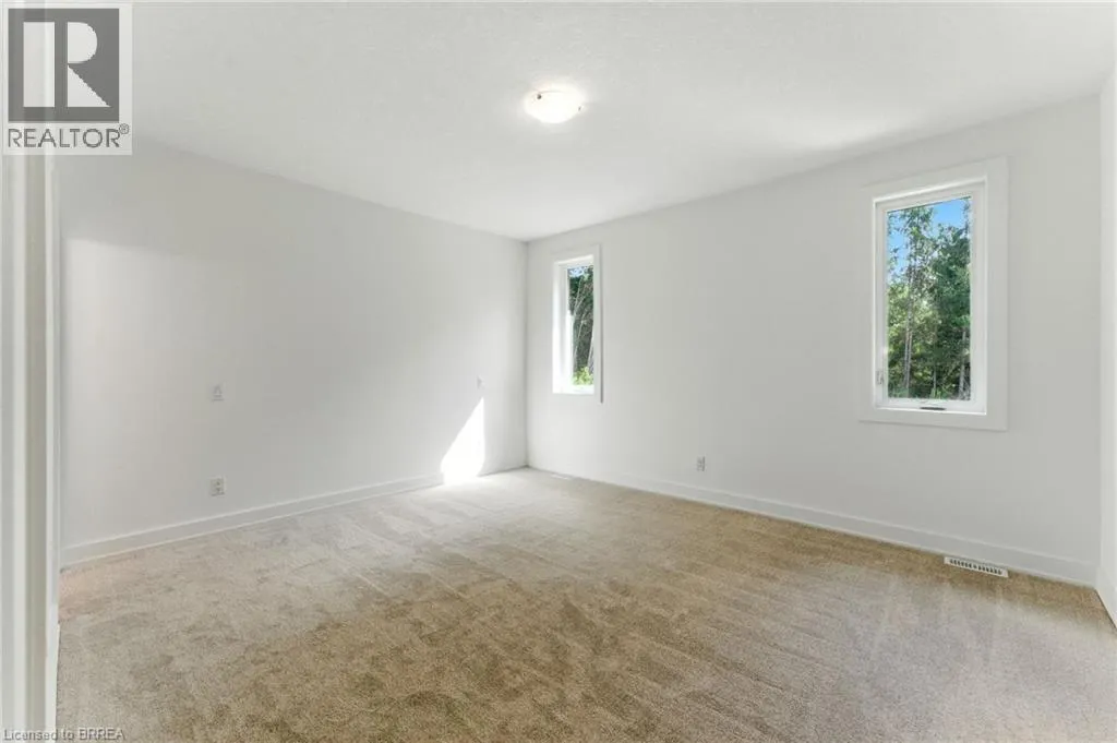150 VANROOY Trail
