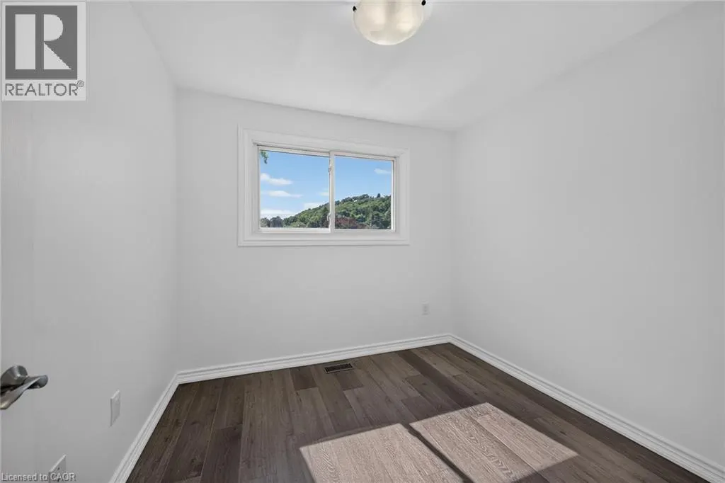 199 YORK Road Unit# 2 #2