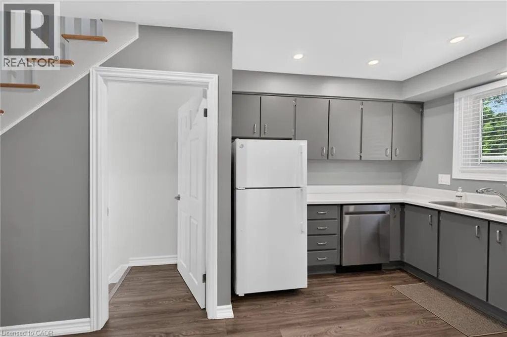 199 YORK Road Unit# 2 #2