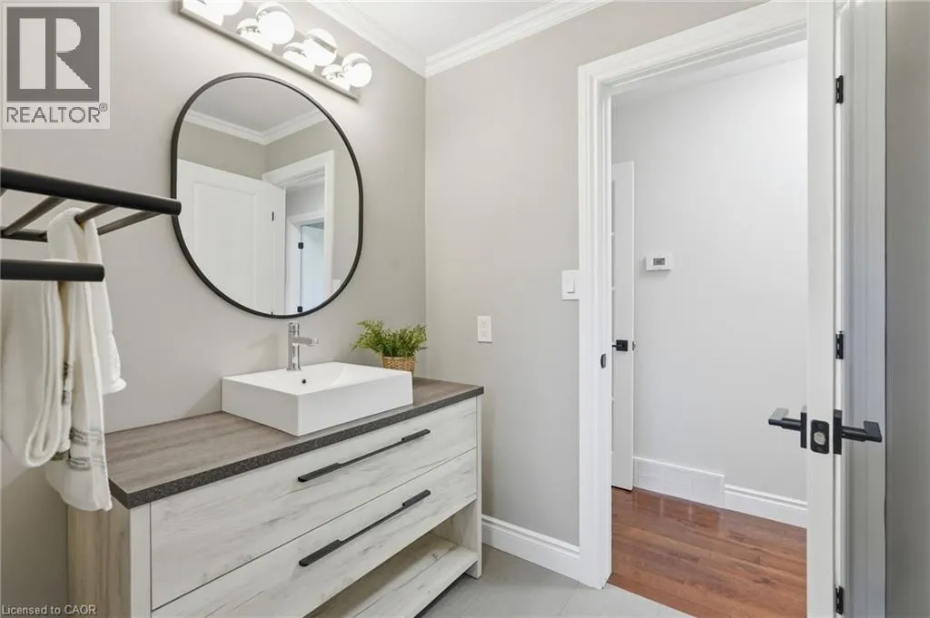 133 NEW LAKESHORE Road