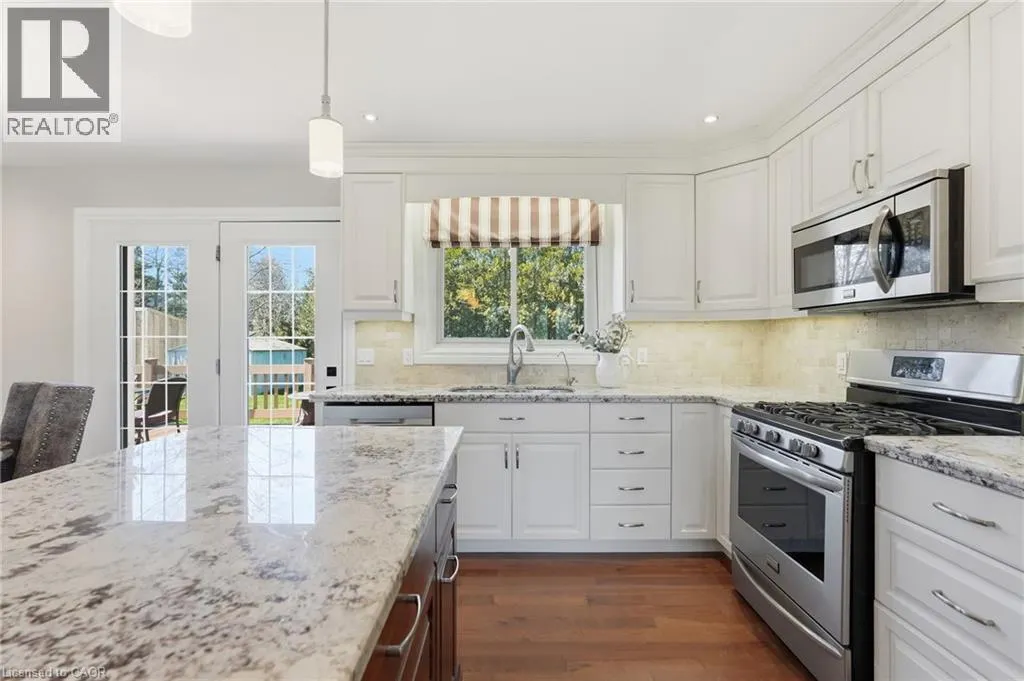 133 NEW LAKESHORE Road