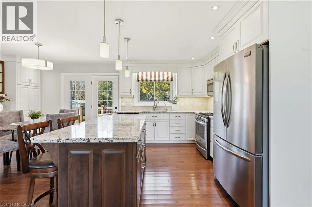 133 NEW LAKESHORE Road
