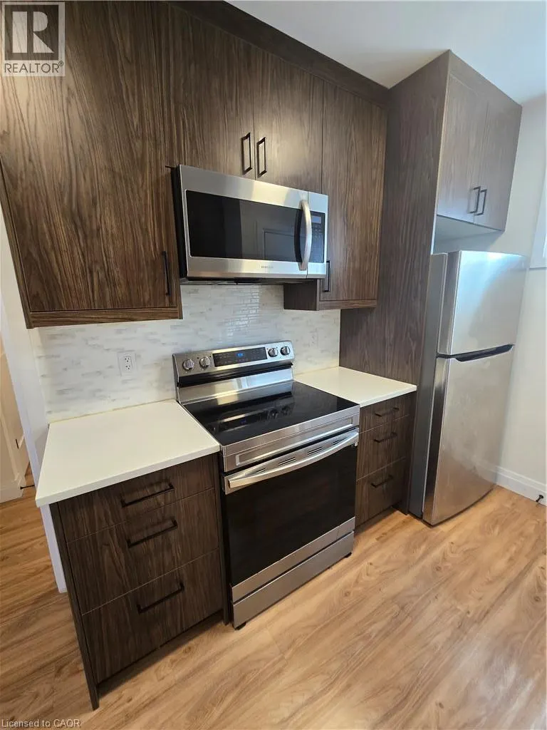 33 CHURCH Street E Unit# 33B (lower unit)
