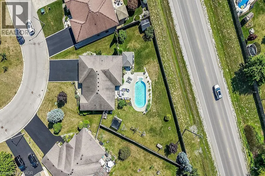 19 SPARROW Way
