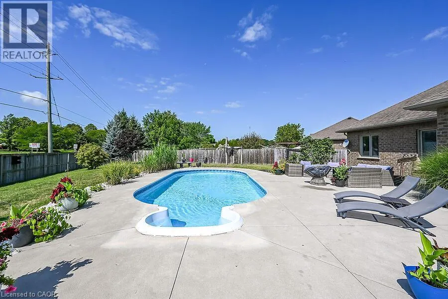 19 SPARROW Way