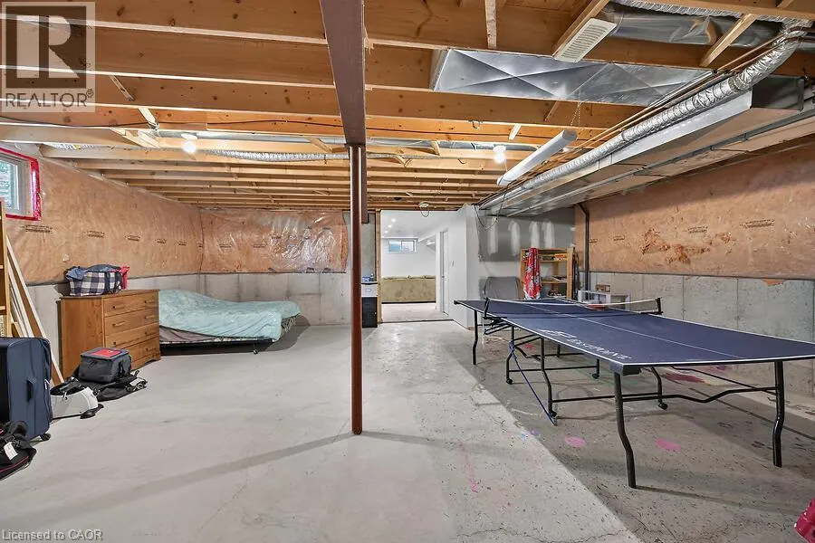 19 SPARROW Way